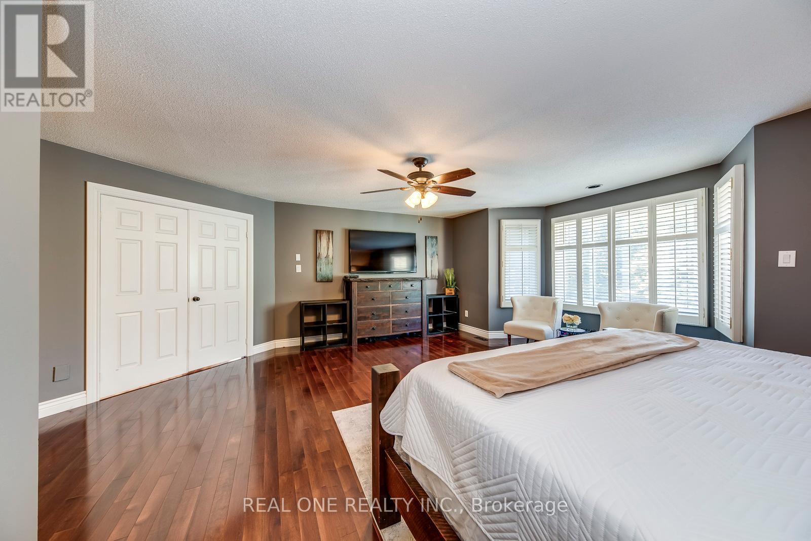 1340 Greeneagle Drive, Oakville, Ontario  L6M 2M9 - Photo 27 - W12411395