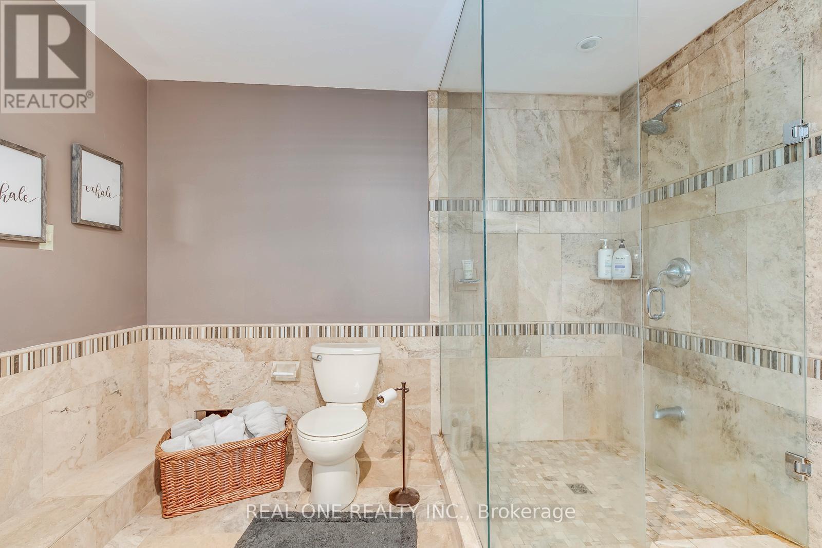 1340 Greeneagle Drive, Oakville, Ontario  L6M 2M9 - Photo 29 - W12411395