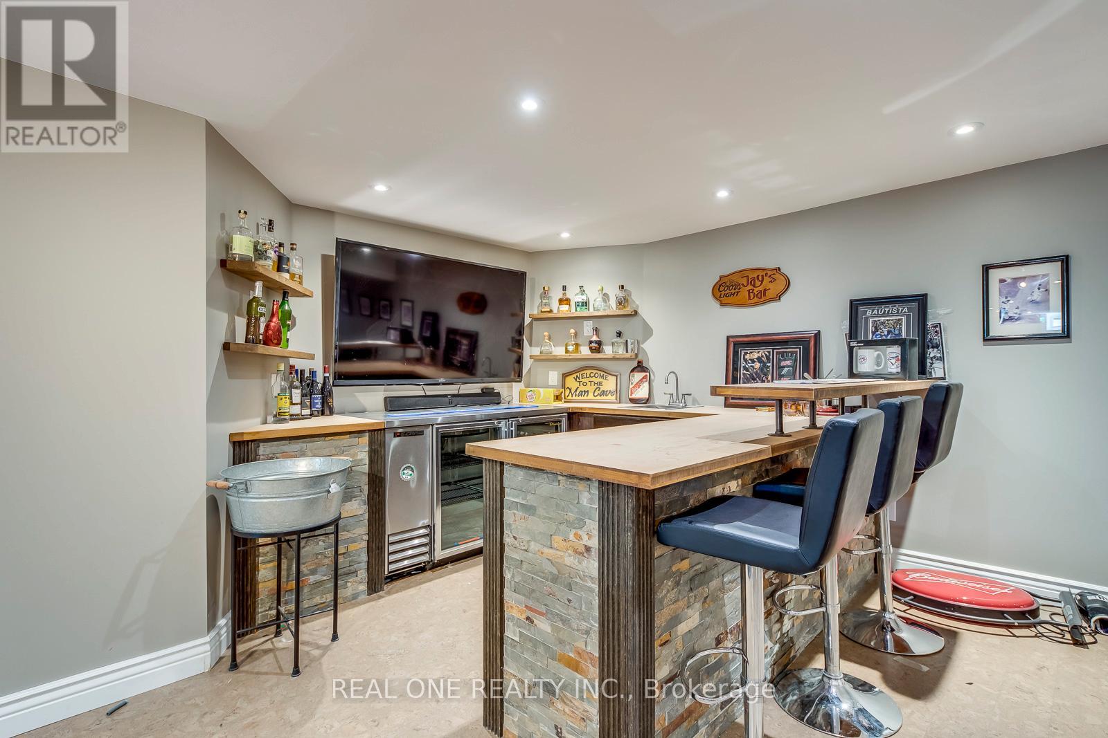 1340 Greeneagle Drive, Oakville, Ontario  L6M 2M9 - Photo 37 - W12411395