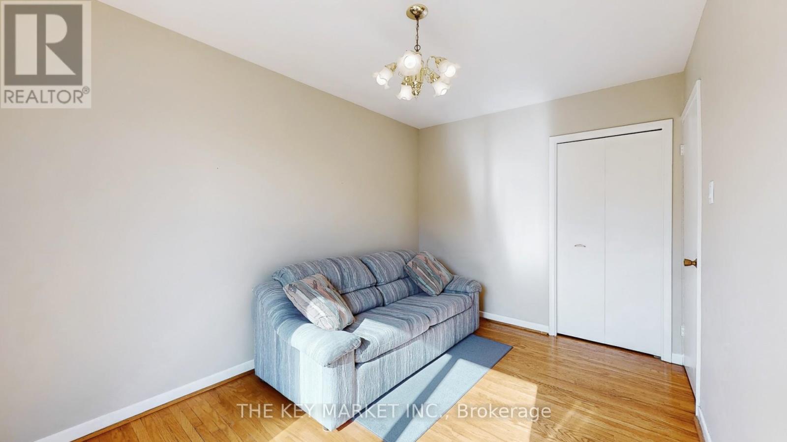 1277 Tyneburn Crescent, Mississauga, Ontario  L4X 1P3 - Photo 20 - W12411431