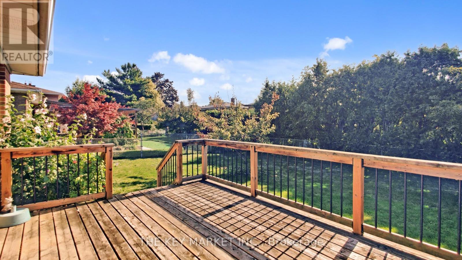 1277 Tyneburn Crescent, Mississauga, Ontario  L4X 1P3 - Photo 39 - W12411431