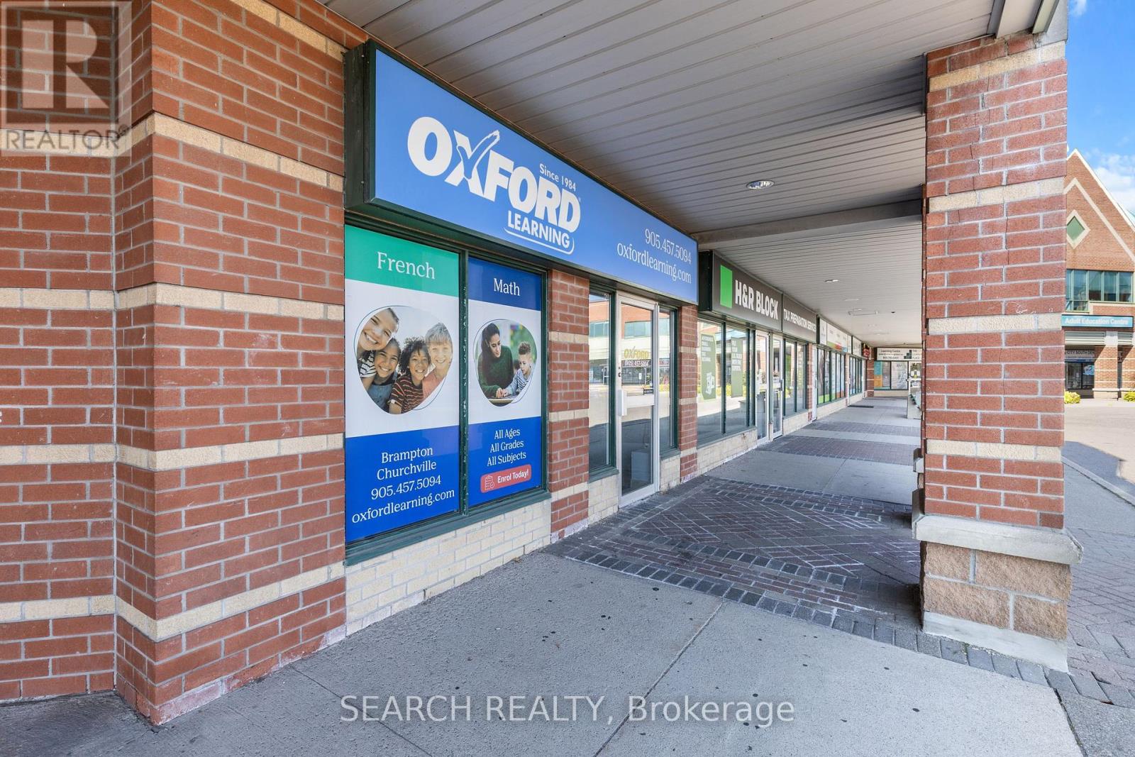 304 - 7700 Hurontario Street, Brampton, Ontario  L6Y 4M3 - Photo 2 - W12411438