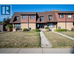 130 KINGSWOOD Drive Unit# 33, kitchener, Ontario