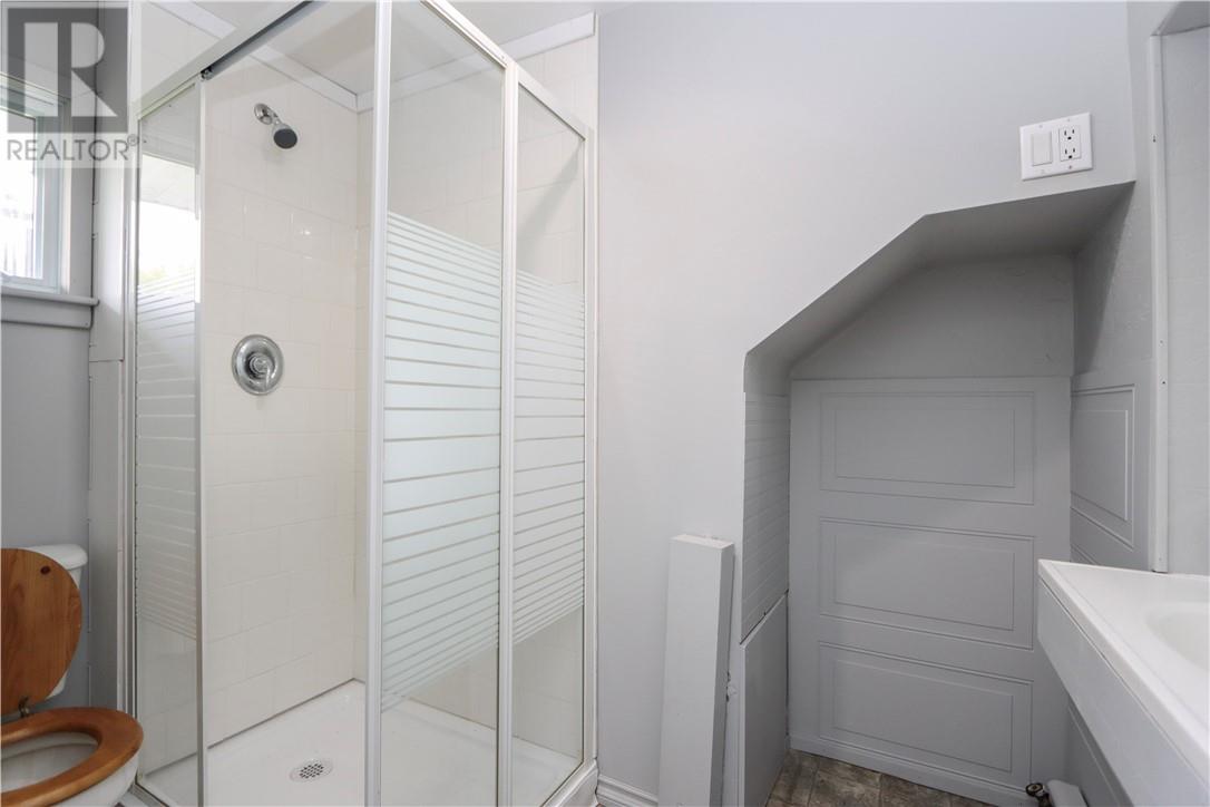 573 Hwy 144, Onaping Falls, Ontario  P0M 2C0 - Photo 25 - 2124451