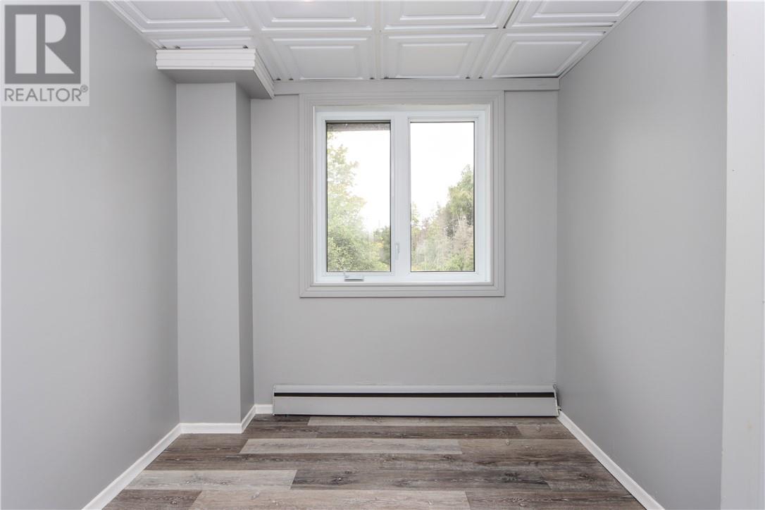 573 Hwy 144, Onaping Falls, Ontario  P0M 2C0 - Photo 12 - 2124451