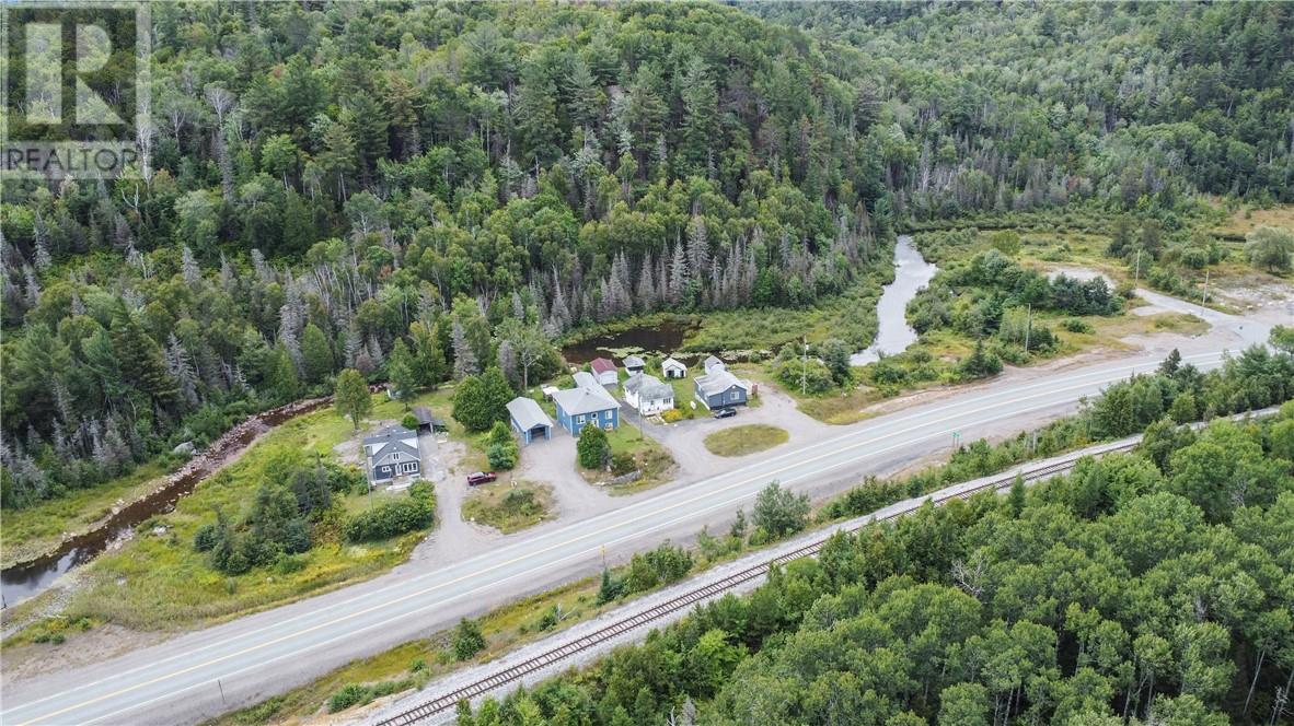 573 Hwy 144, Onaping Falls, Ontario  P0M 2C0 - Photo 52 - 2124451