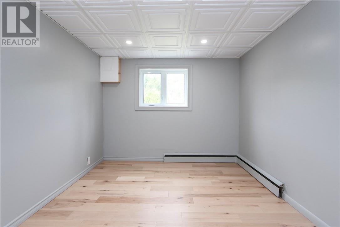 573 Hwy 144, Onaping Falls, Ontario  P0M 2C0 - Photo 9 - 2124451