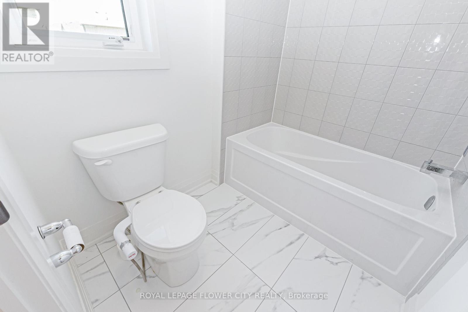 11 Wintergreen Lane N, Adjala-Tosorontio (Colgan), Ontario  L0G 1W0 - Photo 34 - N12385737