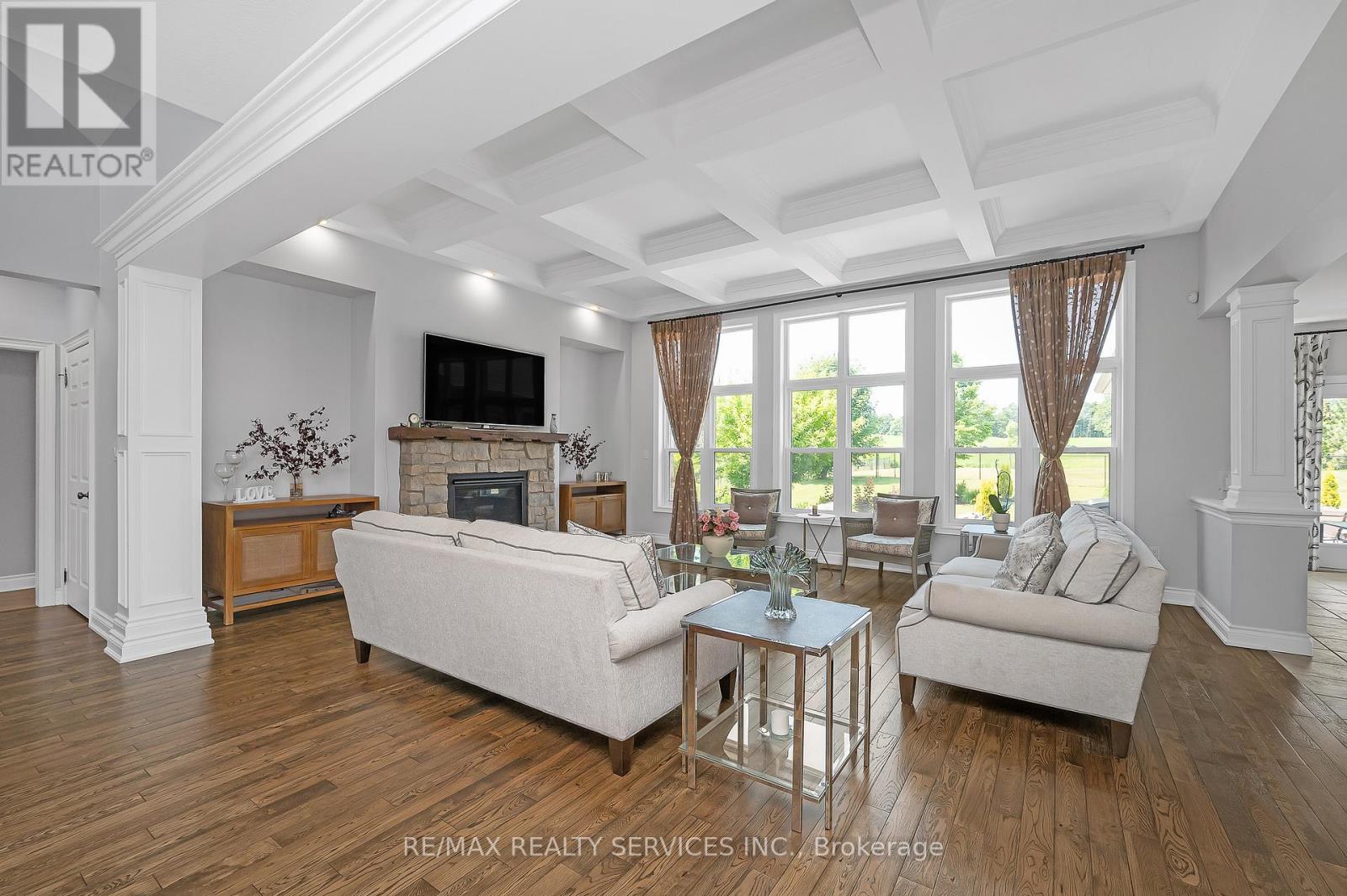 23 Old Ruby Lane, Puslinch, Ontario N0B 2J0 - Photo 12 - X12411389