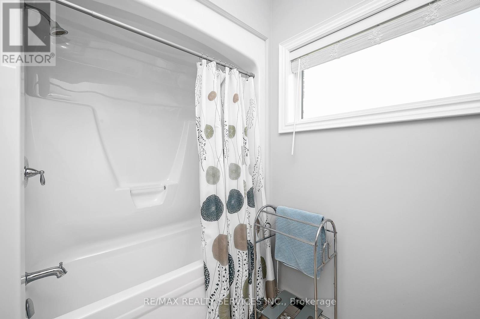 23 Old Ruby Lane, Puslinch, Ontario N0B 2J0 - Photo 31 - X12411389