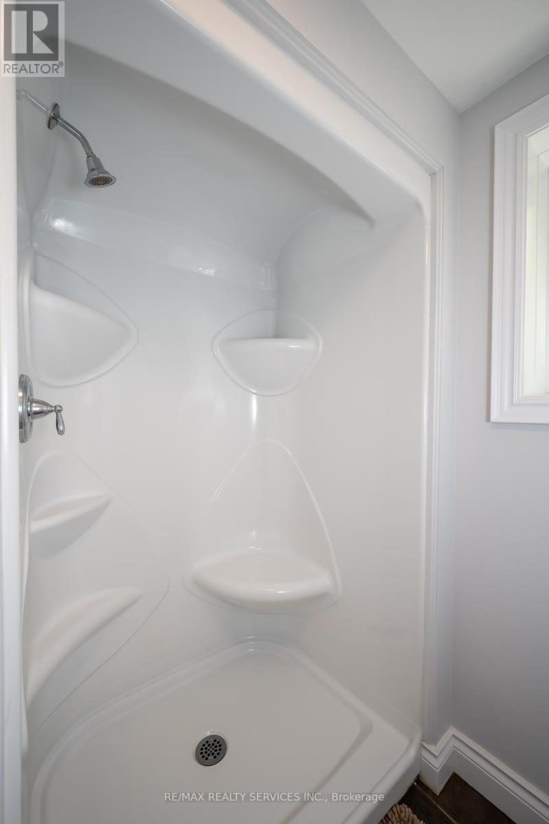 23 Old Ruby Lane, Puslinch, Ontario N0B 2J0 - Photo 39 - X12411389