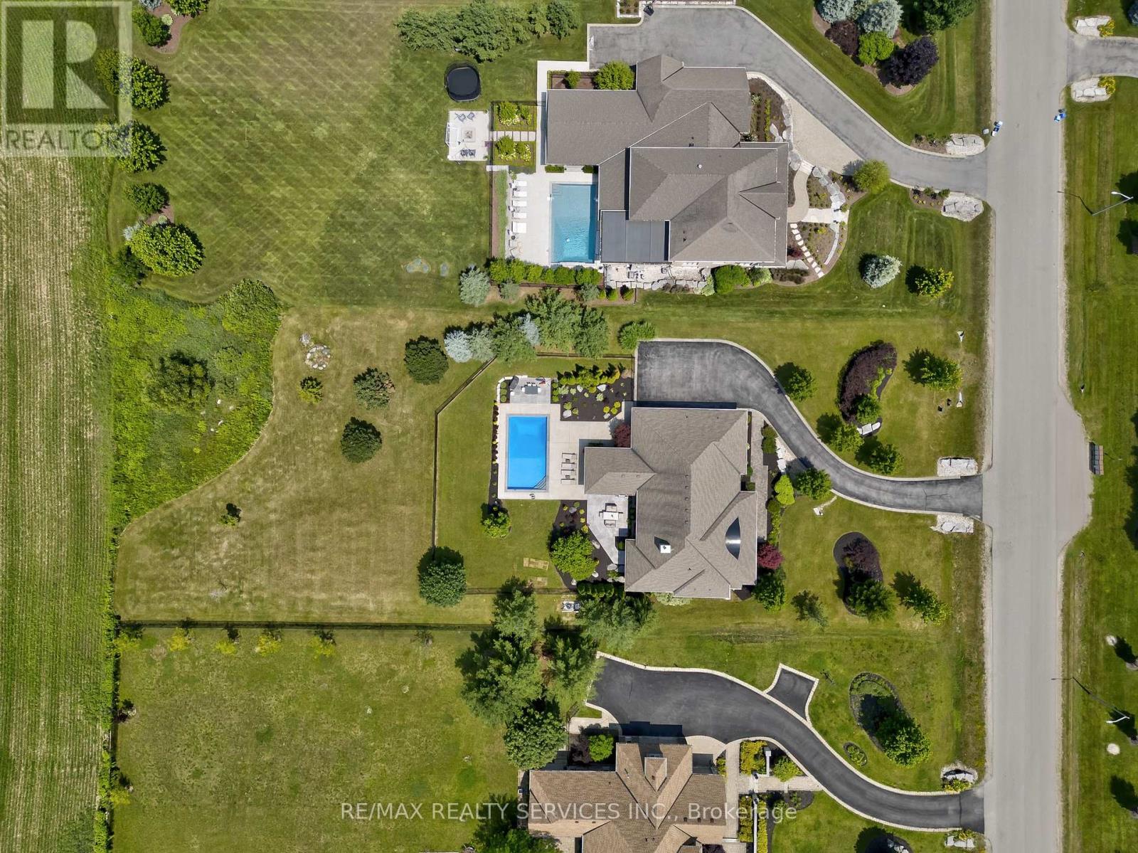 23 Old Ruby Lane, Puslinch, Ontario N0B 2J0 - Photo 46 - X12411389