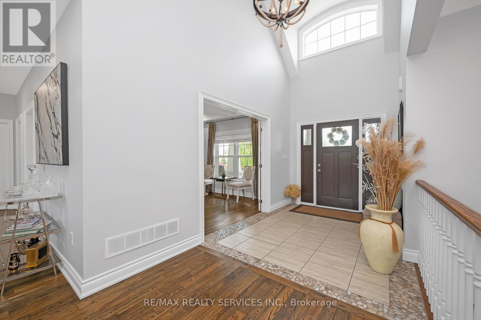 23 Old Ruby Lane, Puslinch, Ontario N0B 2J0 - Photo 9 - X12411389