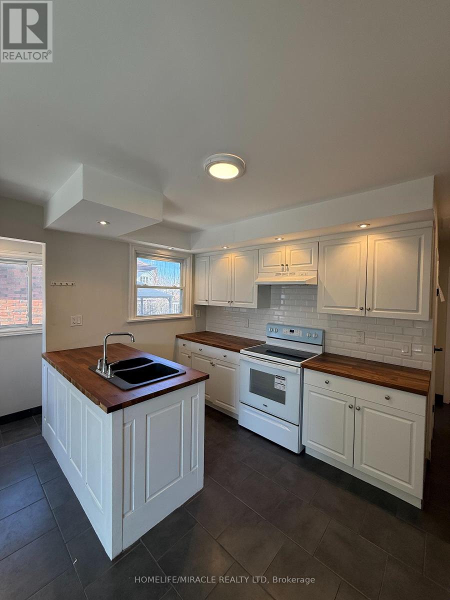11 Garnet Street, St. Catharines, Ontario  L2M 5E6 - Photo 14 - X12411442