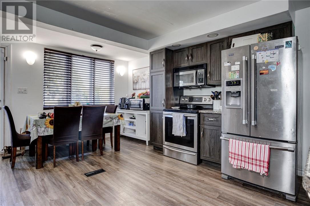 431 Frood Road, Sudbury, Ontario  P3C 4Z9 - Photo 3 - 2124784