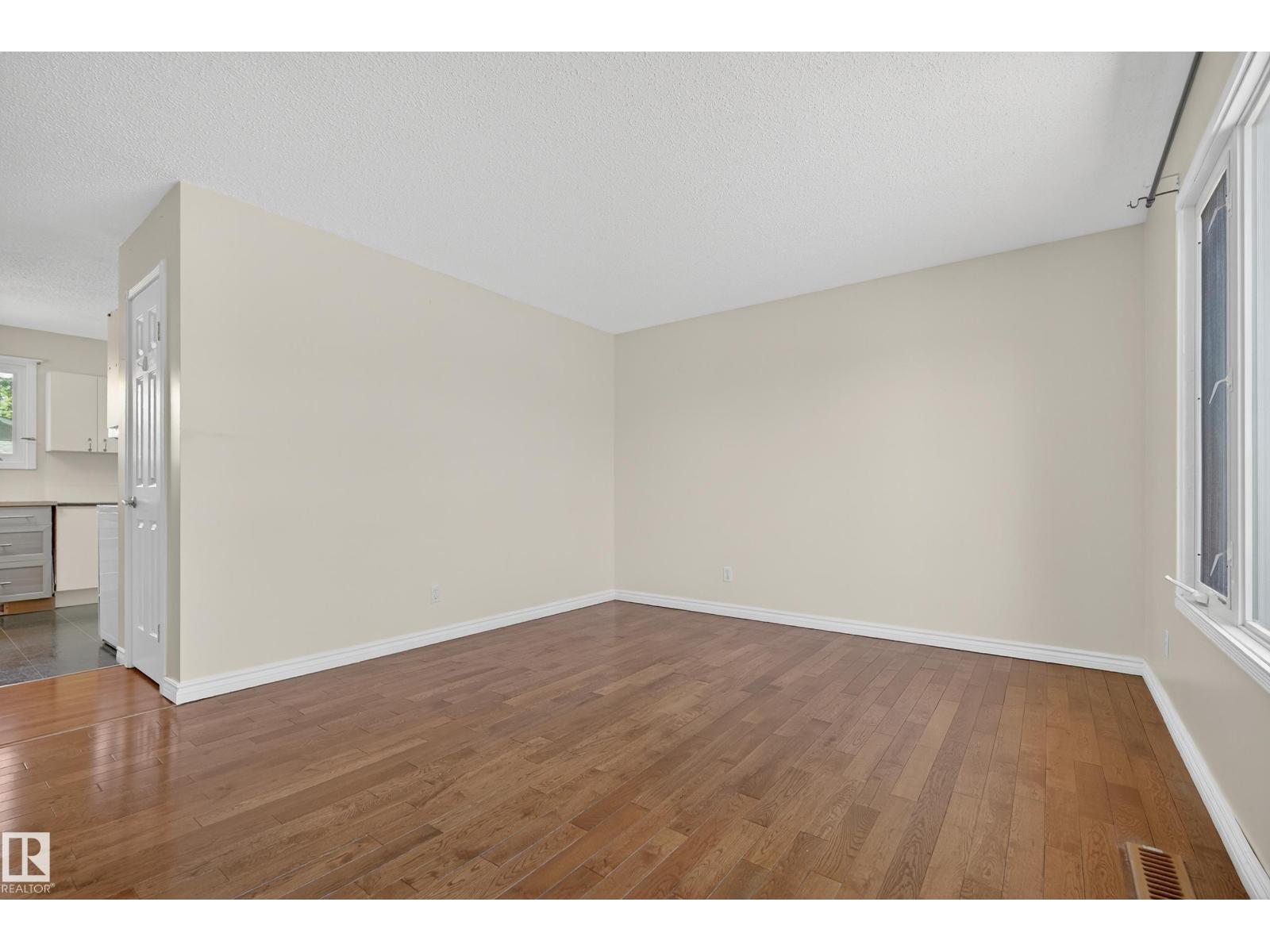 14524 21 St Nw, Edmonton, Alberta  T5Y 1T8 - Photo 15 - E4458291