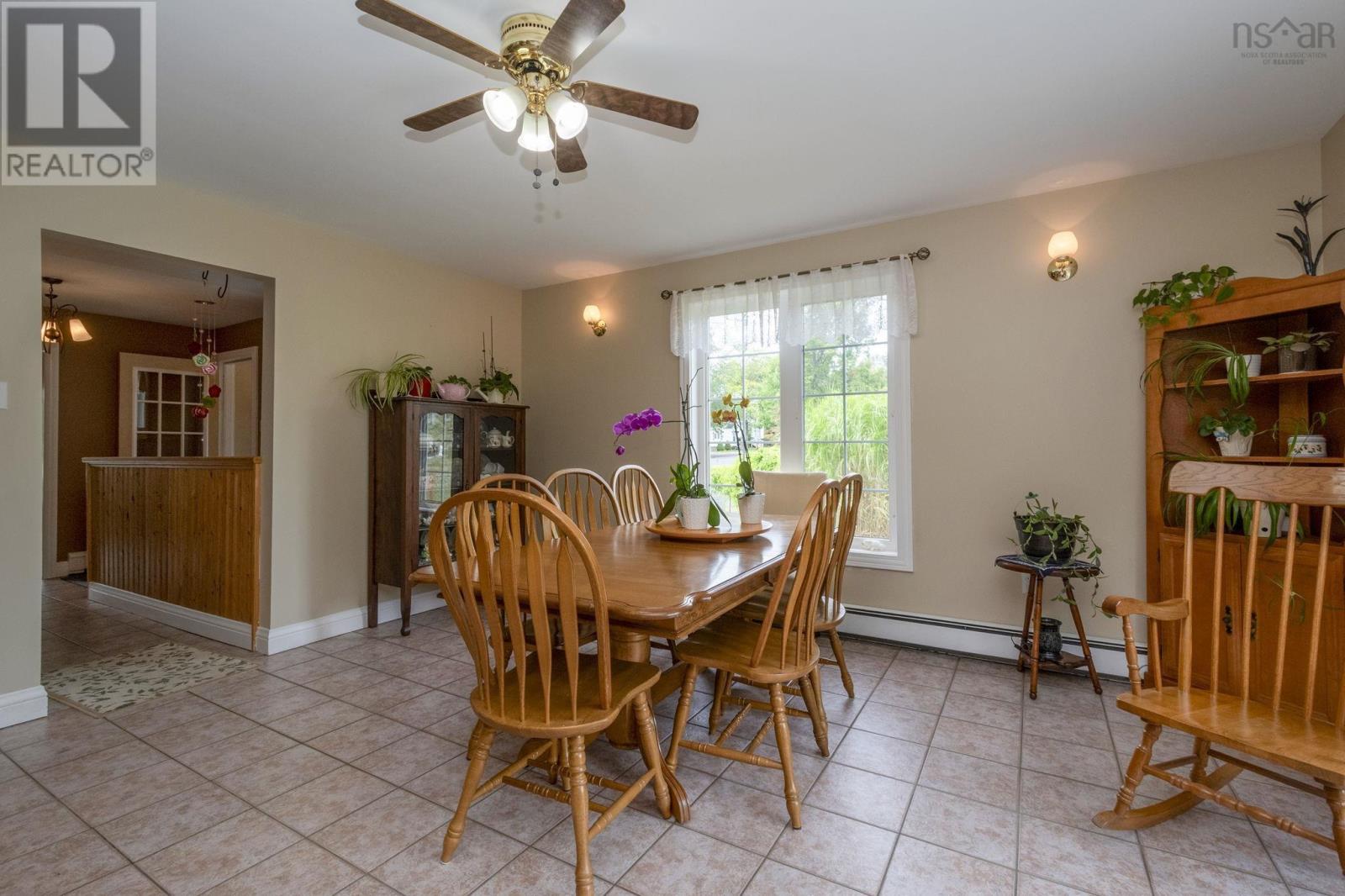 637 Wiley Avenue, Windsor, Nova Scotia  B0N 2T0 - Photo 7 - 202516697