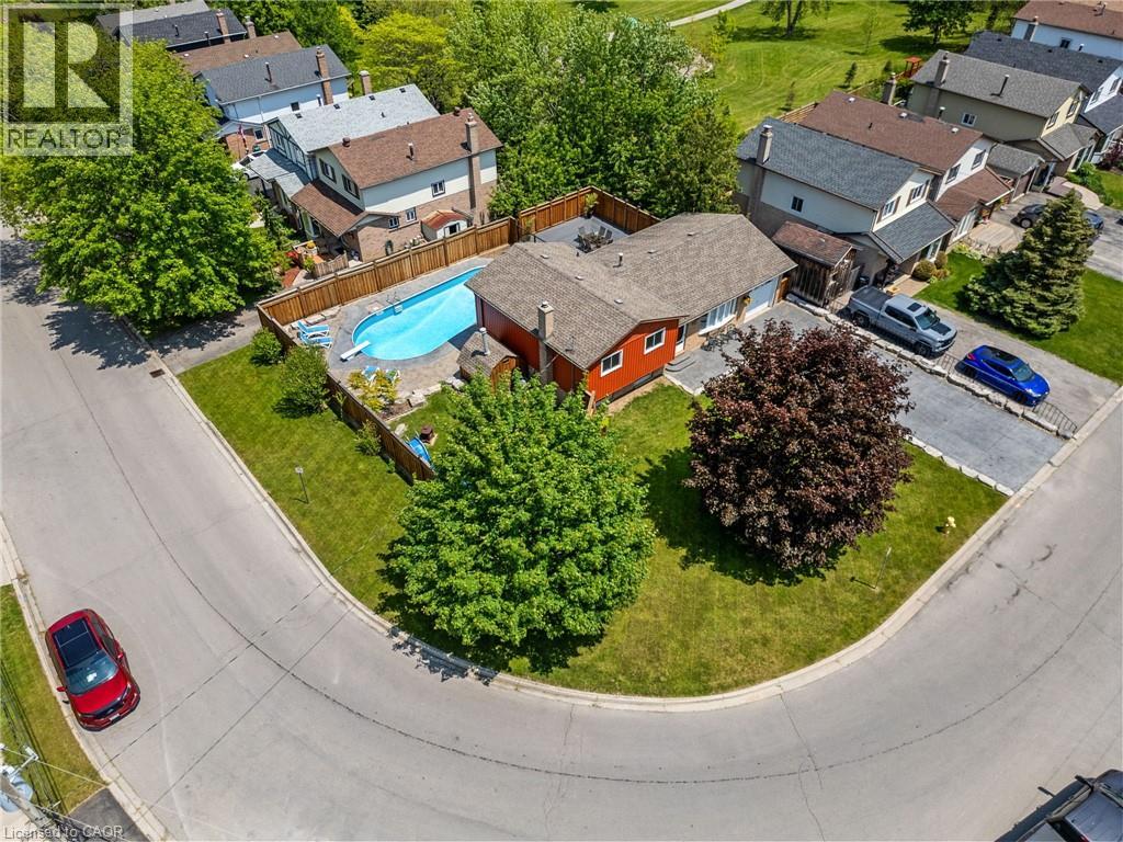 25 Burke Drive, Caledonia, Ontario  N3W 1C3 - Photo 3 - 40771216