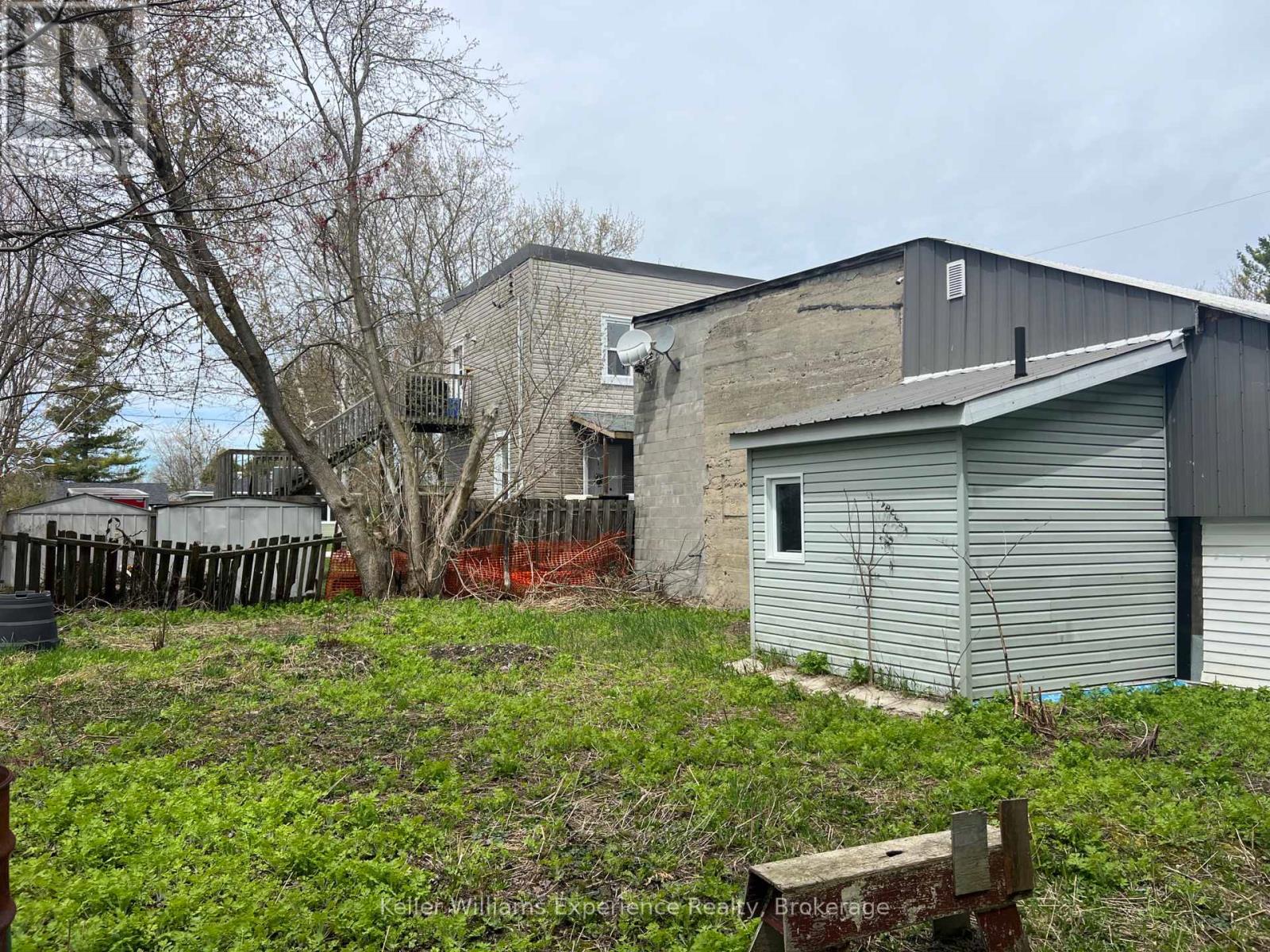 760 Second Avenue, Tay (Port Mcnicoll), Ontario  L0K 1R0 - Photo 3 - S12411731