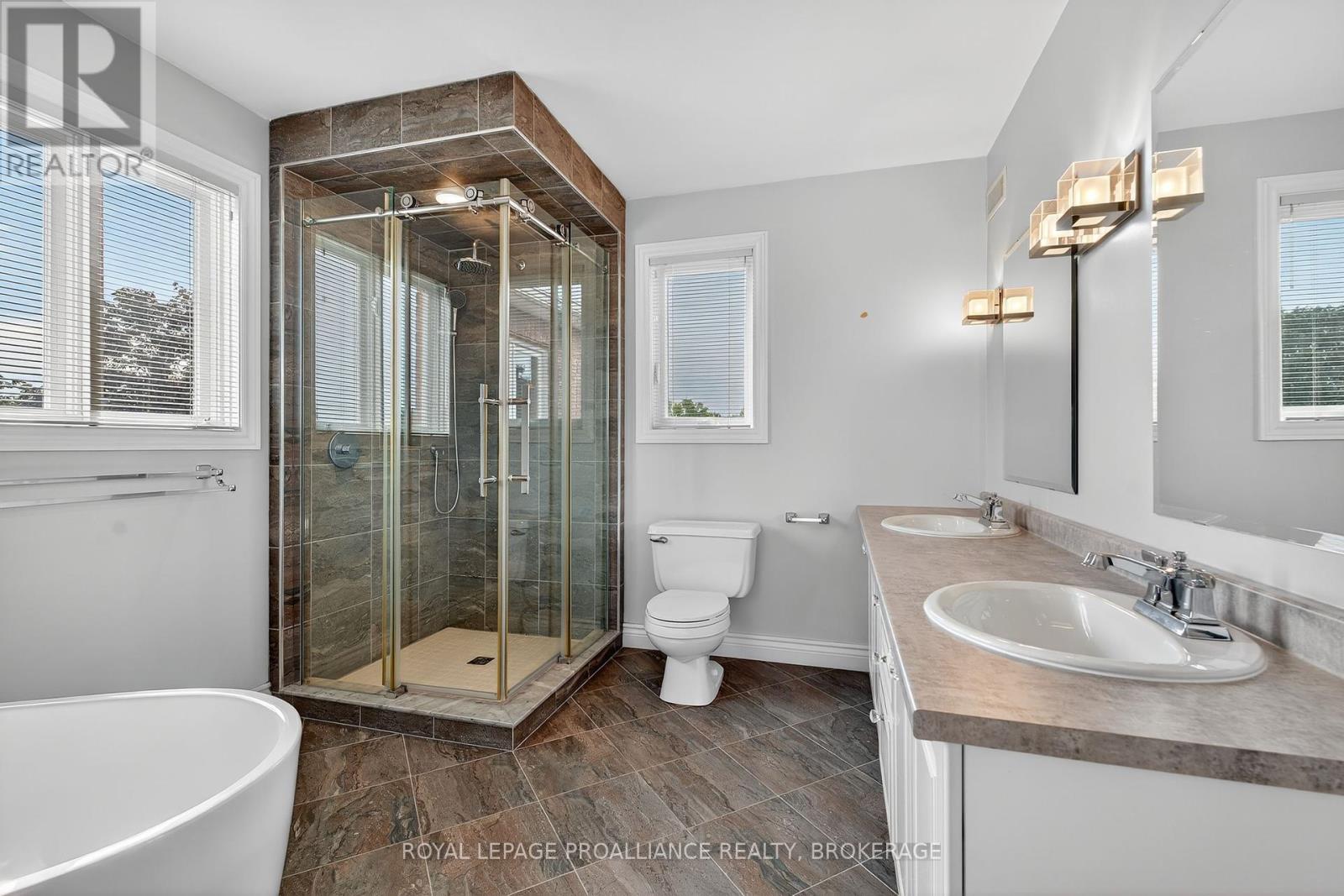 520 Citation Crescent, Kingston, Ontario  K7M 8W2 - Photo 25 - X12411733
