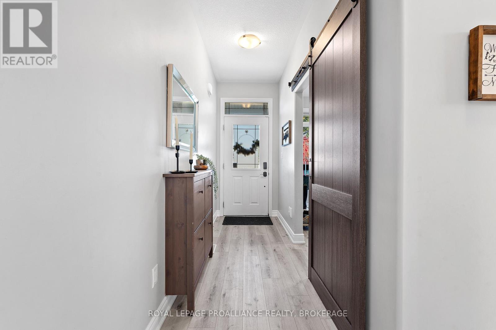 1556 Albany Drive, Kingston (City Northwest), Ontario  K7P 0L9 - Photo 4 - X12411783