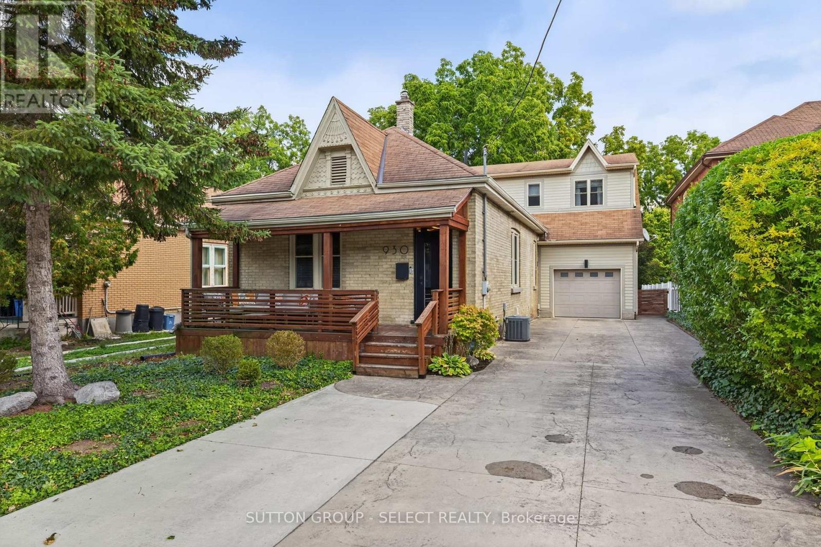 930 Wellington Street, London East, Ontario  N6A 3S9 - Photo 1 - X12411749
