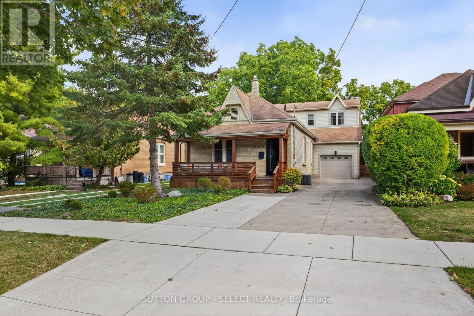 930 Wellington Street, London East, Ontario  N6A 3S9 - Photo 2 - X12411749