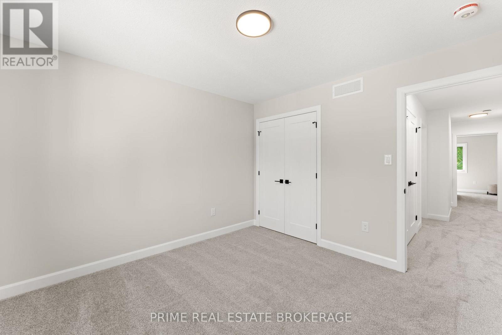 5 - 177 Chestnut Street, Lucan Biddulph, Ontario  N0M 2J0 - Photo 8 - X12411793