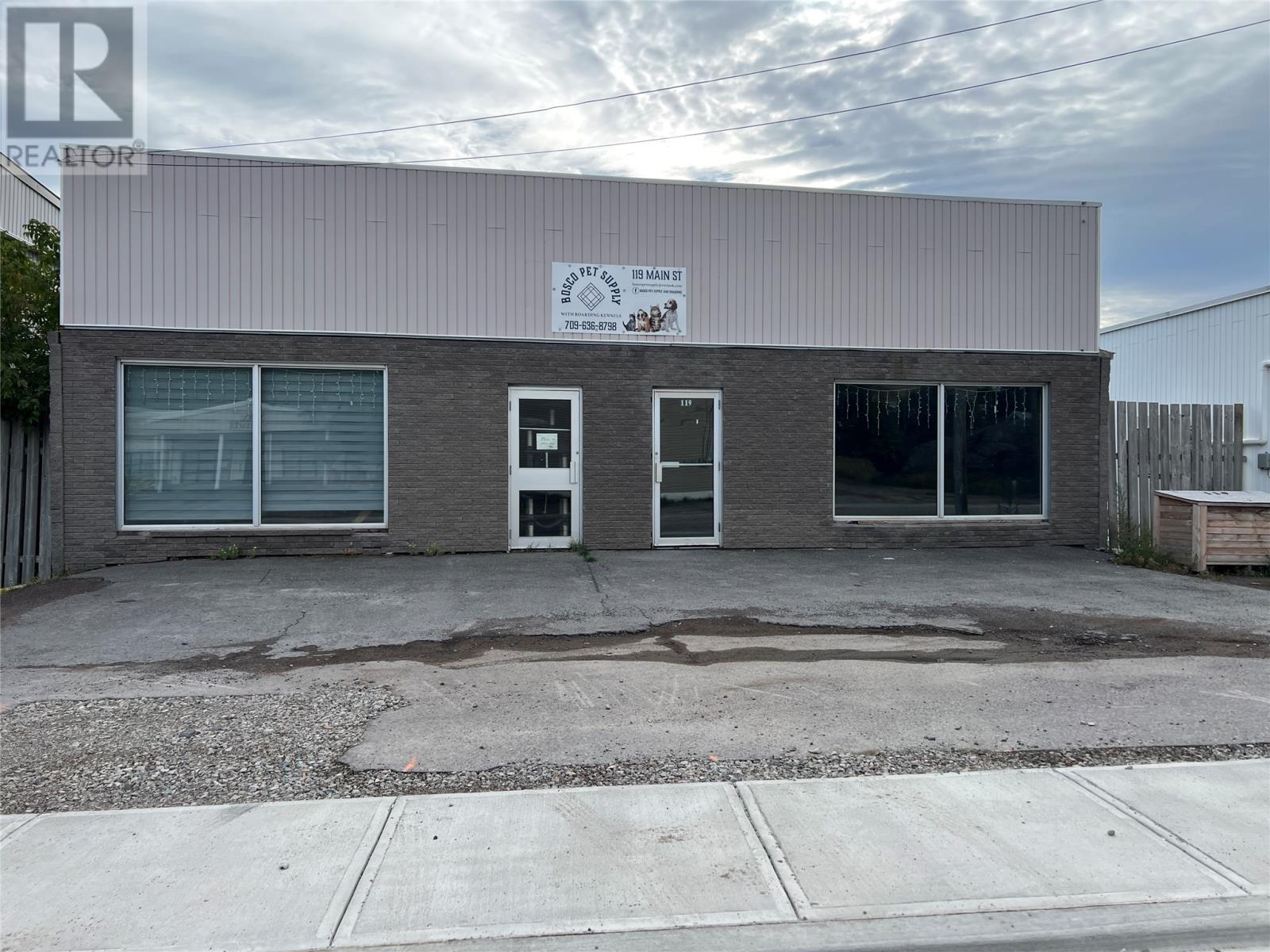 119 Main Street, Springdale, Newfoundland & Labrador  A0J 1T0 - Photo 1 - 1290588