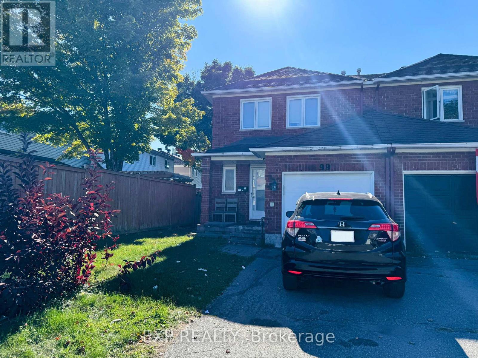 99 WOODBURY CRESCENT, Ottawa, Ontario