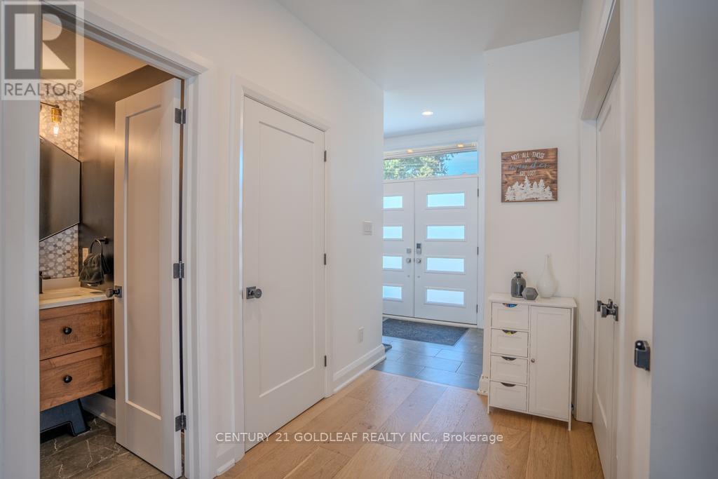 30 King George Street, Ottawa, Ontario  K1K 1V8 - Photo 4 - X12411742