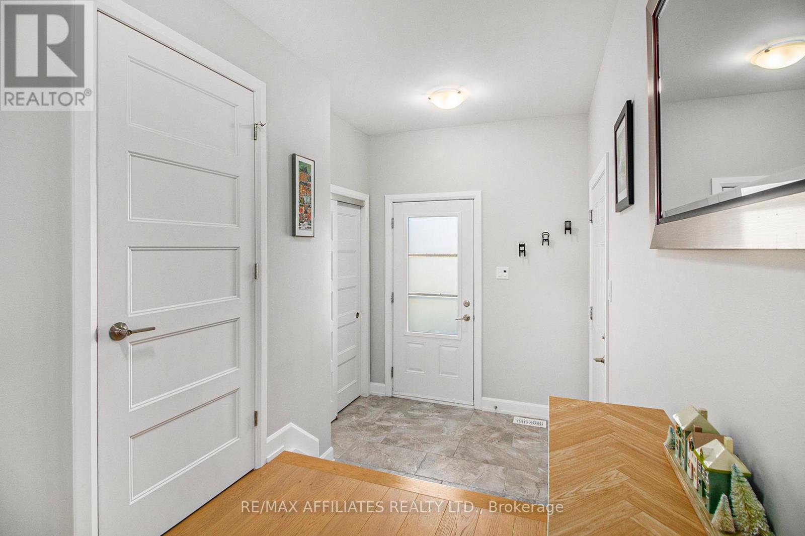 97b Mayer Street, The Nation, Ontario  K0A 1W0 - Photo 6 - X12411829