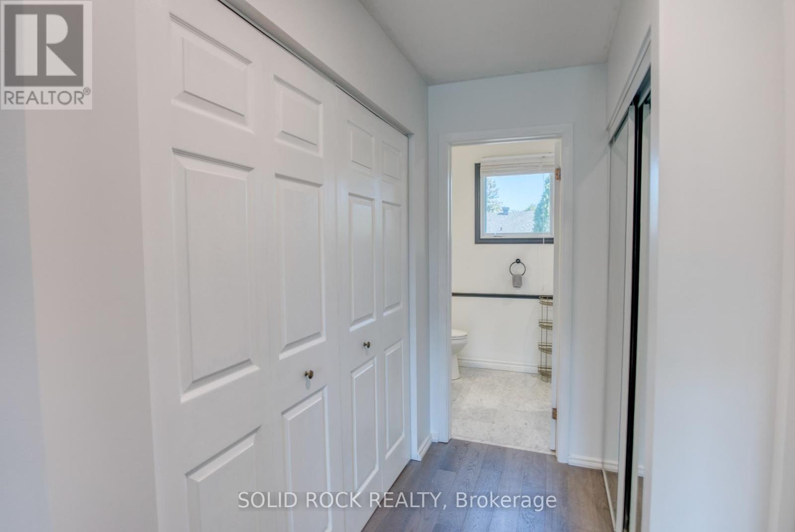 13 Weatherwood Crescent, Ottawa, Ontario  K2E 7C5 - Photo 19 - X12409317