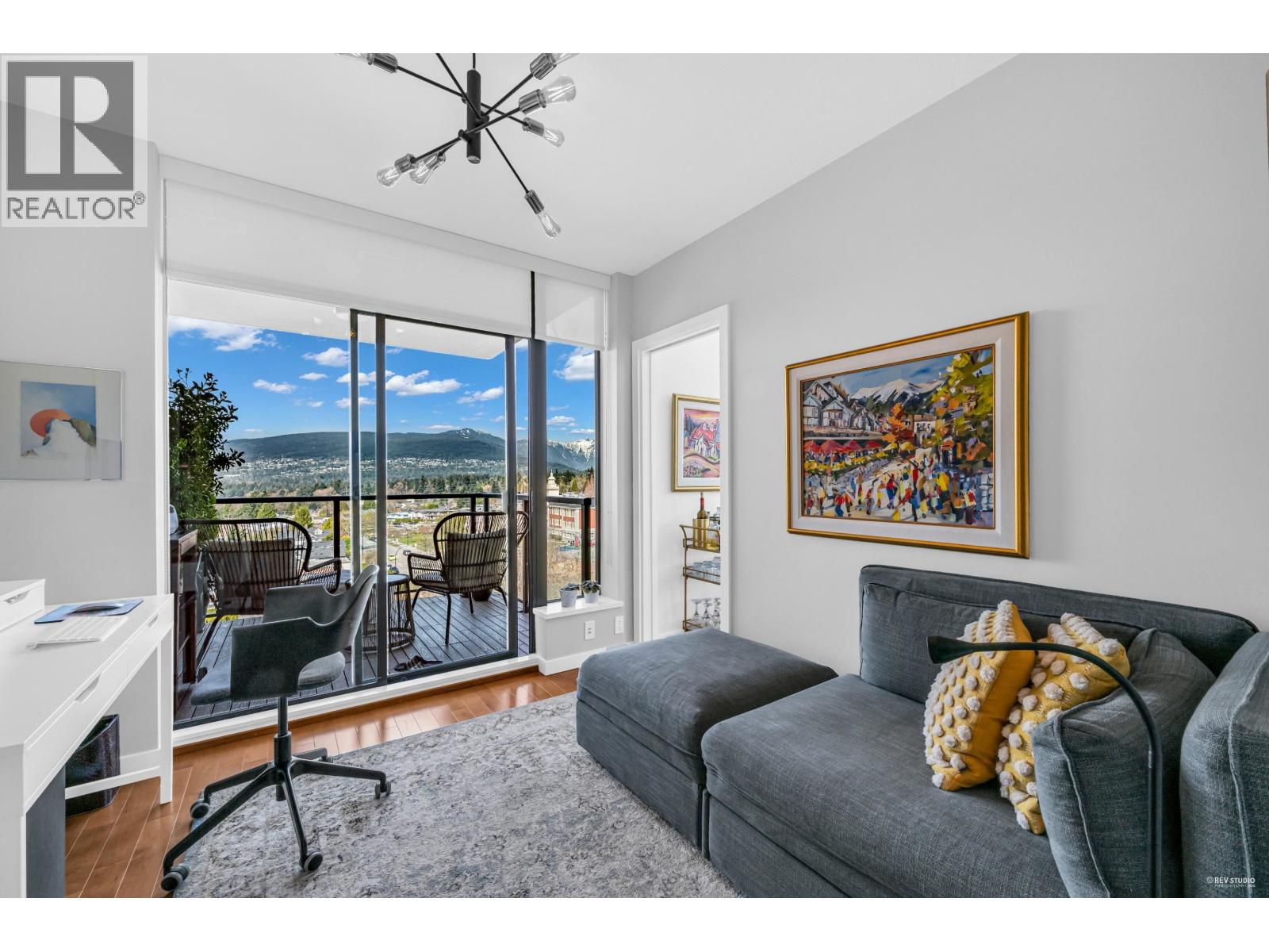 Ph8 683 W Victoria Park, North Vancouver, British Columbia  V7M 0A2 - Photo 17 - R3049517