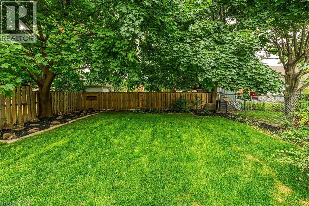 174 East 34th Street, Hamilton, Ontario  L8V 3W6 - Photo 32 - 40767114