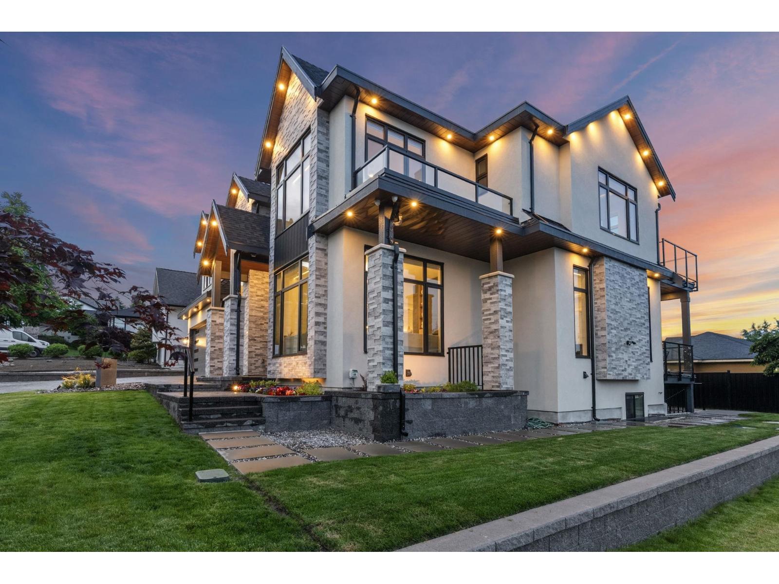 7814 167a Street, Surrey, British Columbia  V4N 0L9 - Photo 2 - R3049234