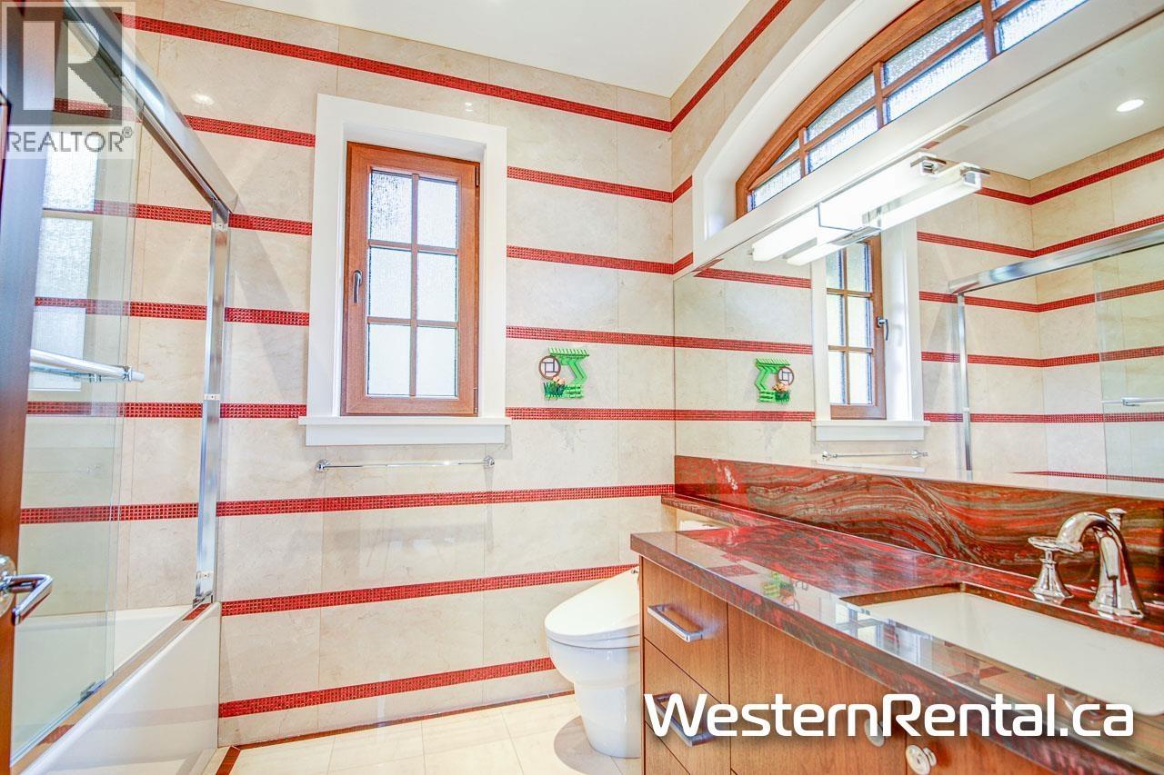 69** Isleview Road, West Vancouver, British Columbia  V7W 2L1 - Photo 15 - R3049500