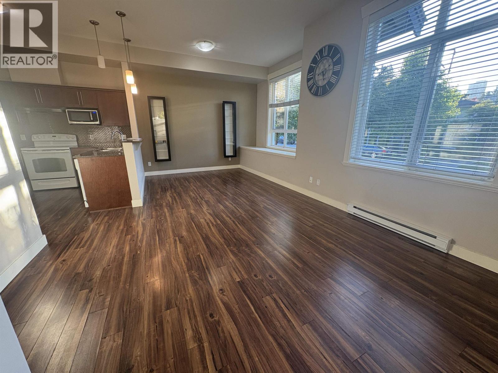 1 6538 Elgin Avenue, Burnaby, British Columbia  V5H 3S6 - Photo 4 - R3049508