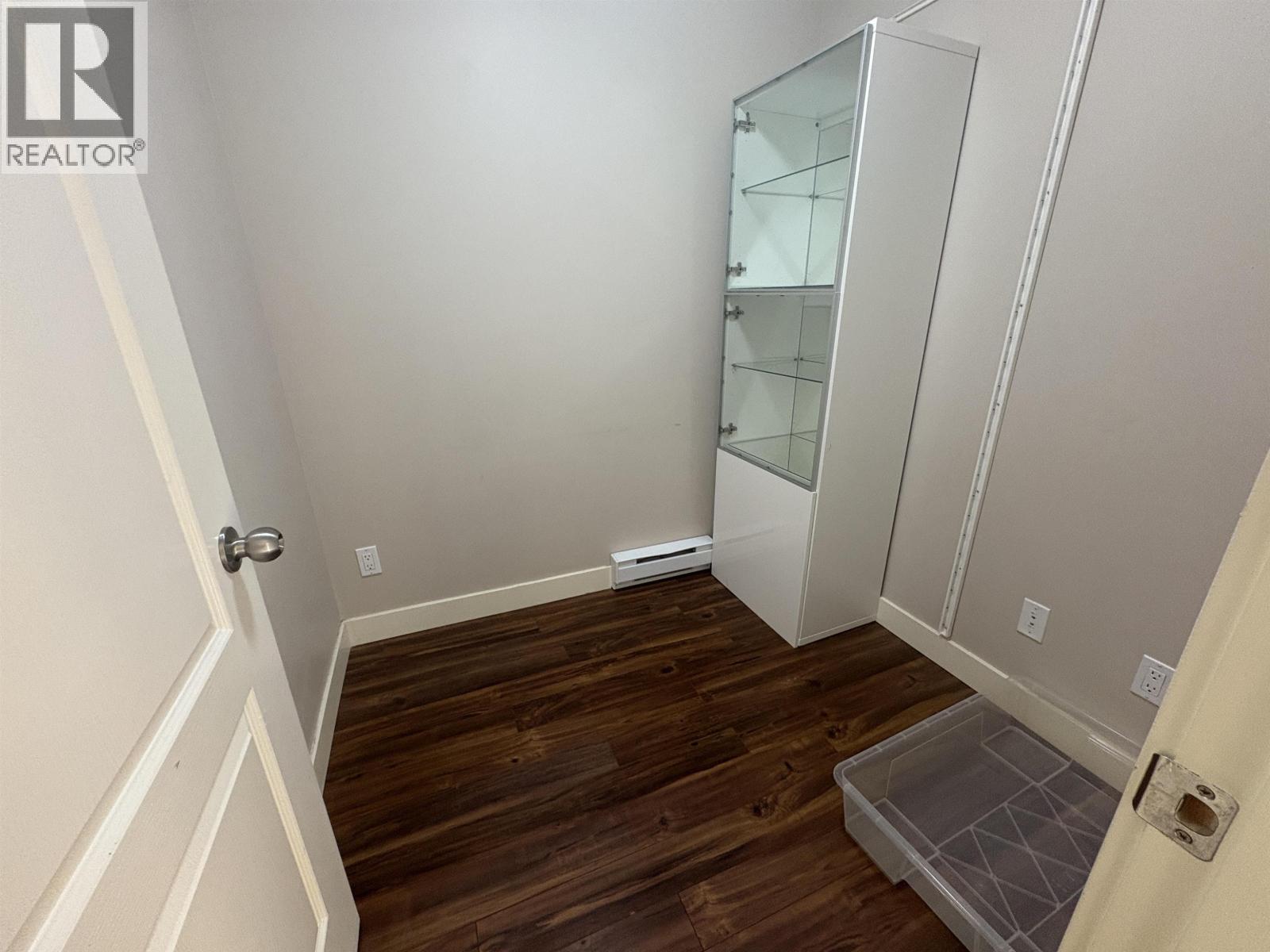 1 6538 Elgin Avenue, Burnaby, British Columbia  V5H 3S6 - Photo 8 - R3049508