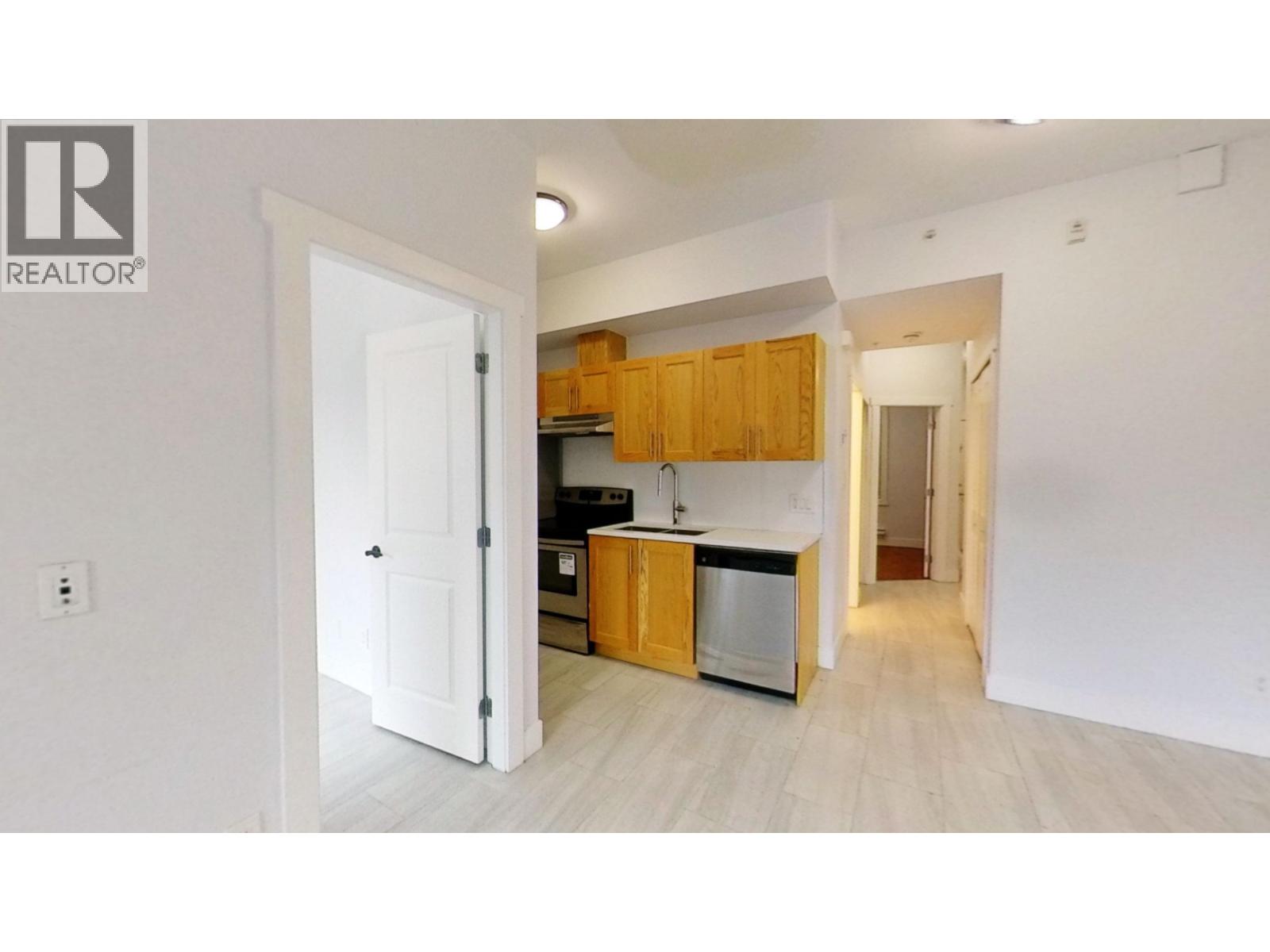 201 191 E 11TH AVENUE, vancouver, British Columbia