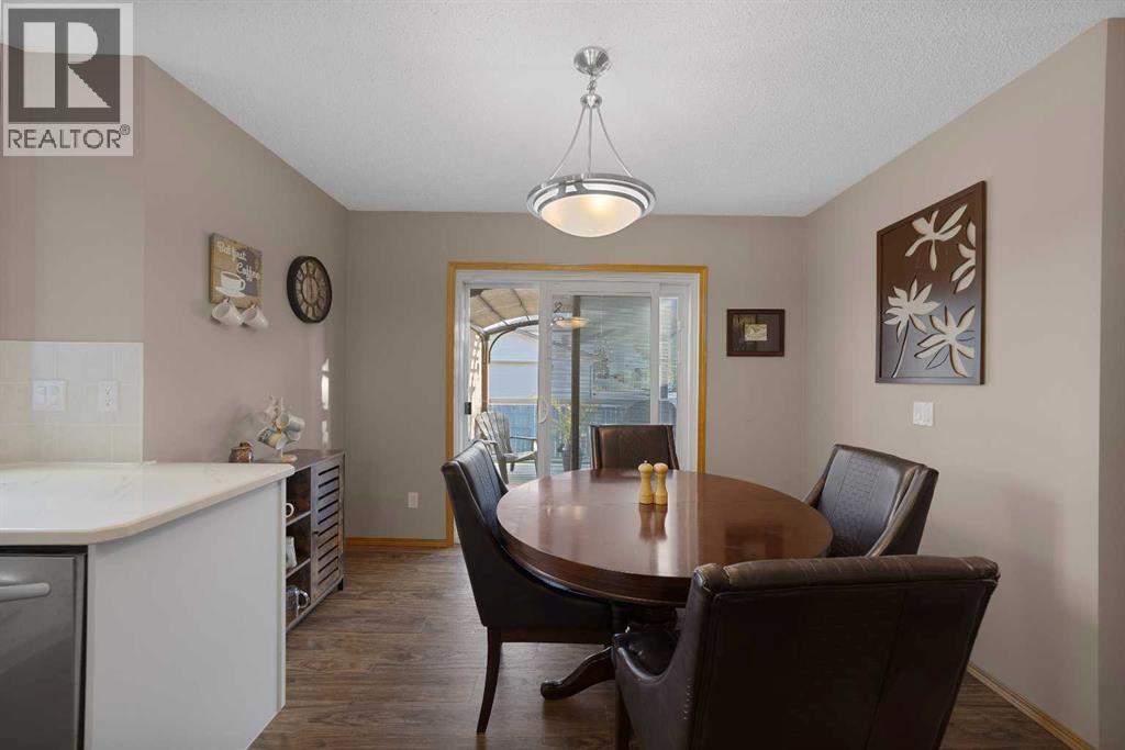 424 Stonegate Road Nw, Airdrie, Alberta  T4B 2Z9 - Photo 7 - A2258063