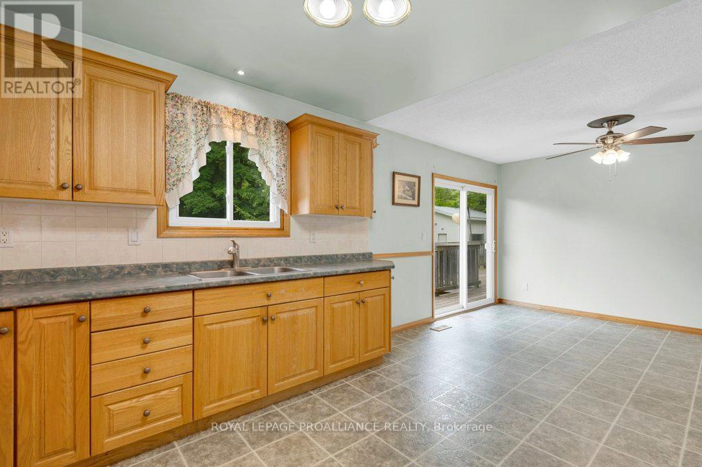 184 Bethel Road, Belleville, Ontario  K0K 3E0 - Photo 15 - X12411729