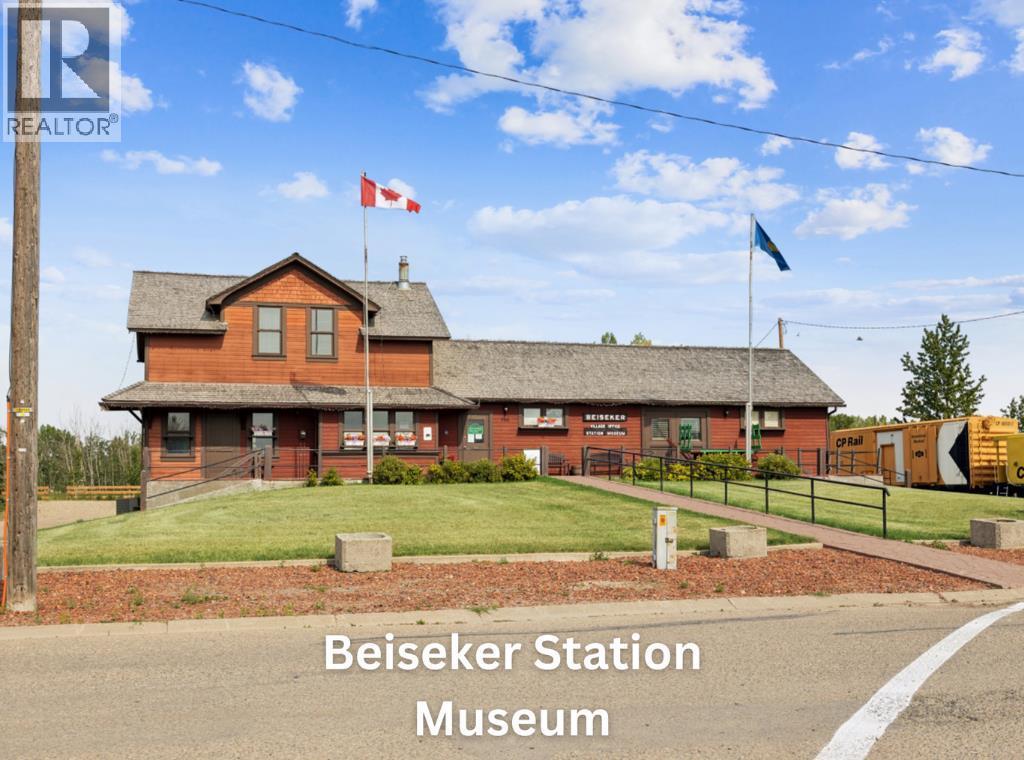3 Clover Crescent, Beiseker, Alberta  T0M 0G0 - Photo 16 - A2257717