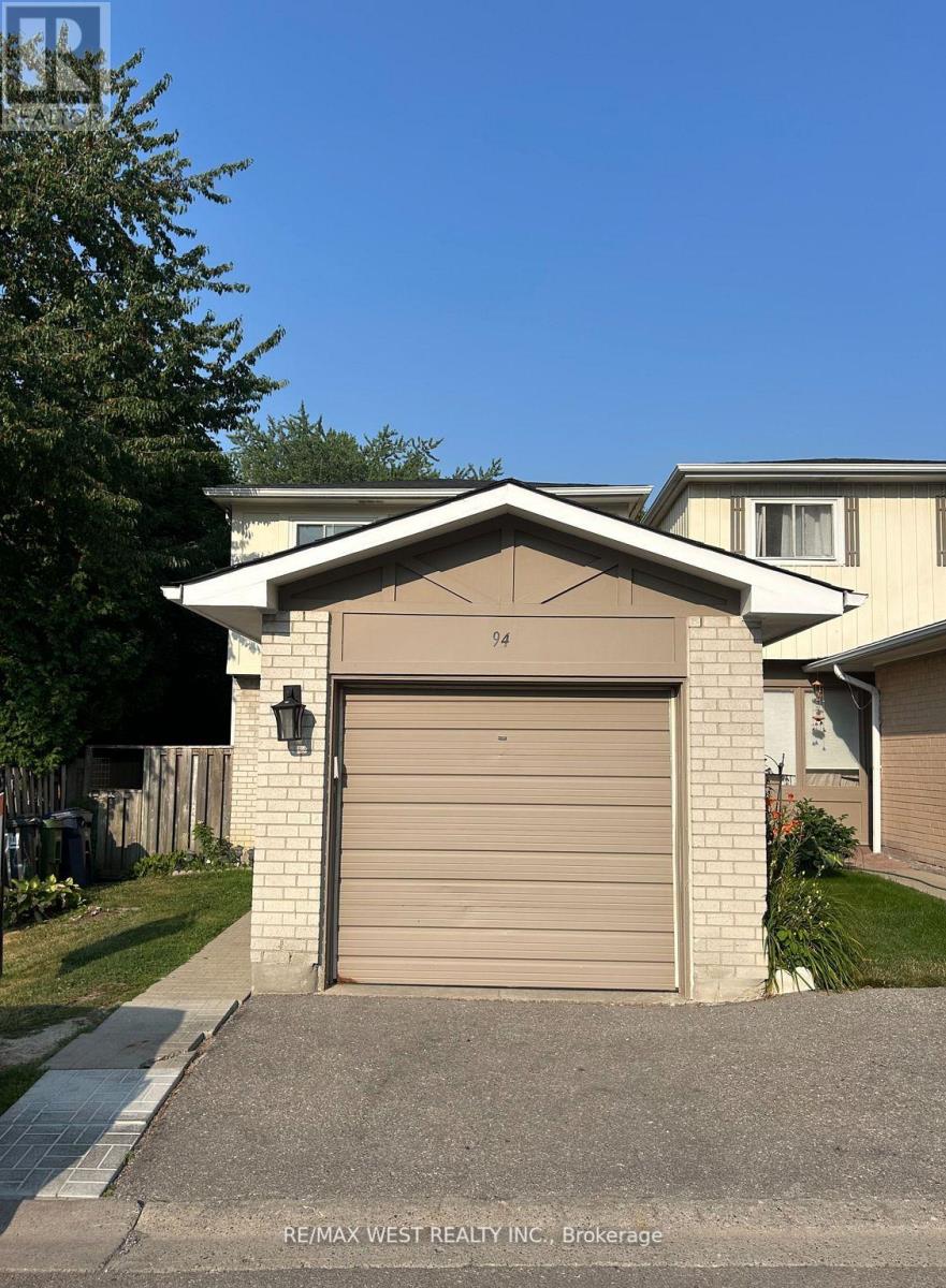 94 PLUM TREE WAY, Toronto, Ontario