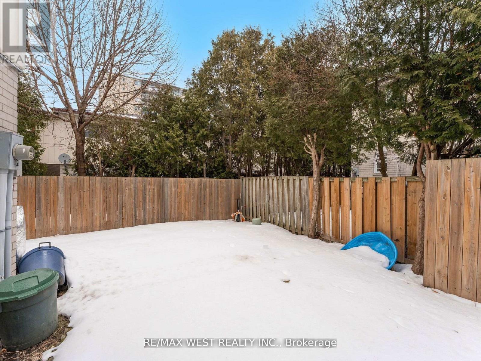 94 Plum Tree Way, Toronto, Ontario  M2R 3J1 - Photo 11 - C12411498