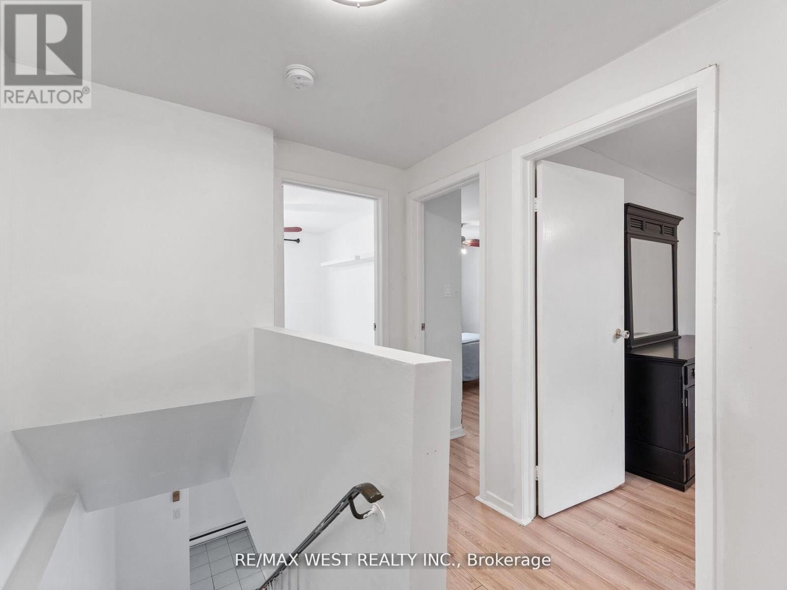 94 Plum Tree Way, Toronto, Ontario  M2R 3J1 - Photo 12 - C12411498