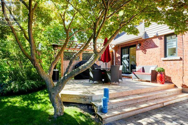 35 Glen Muir Drive, Toronto, Ontario  M1M 2C6 - Photo 6 - E12411587