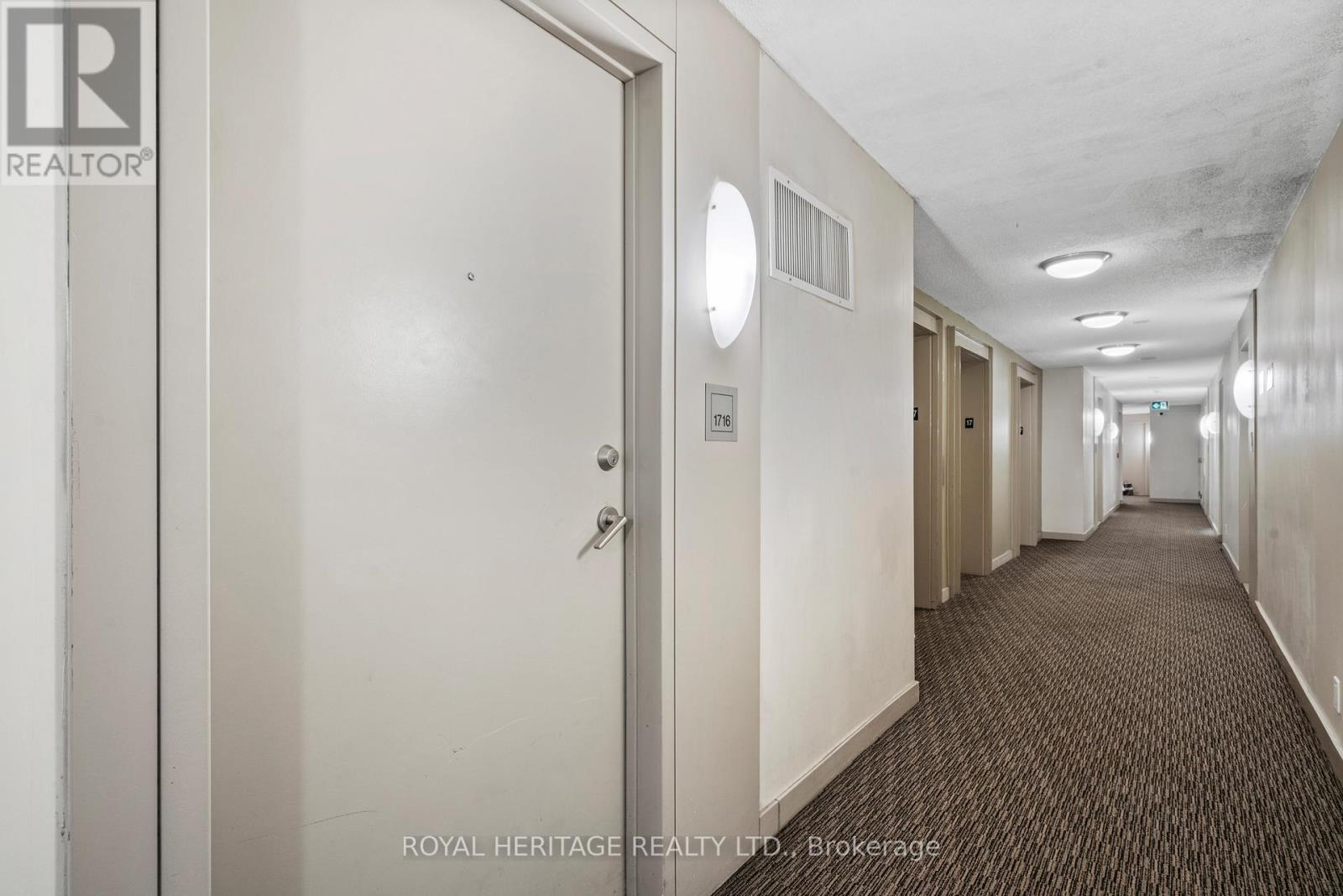 1716 - 38 Lee Centre Drive, Toronto (Woburn), Ontario  M1H 3J7 - Photo 4 - E12411598