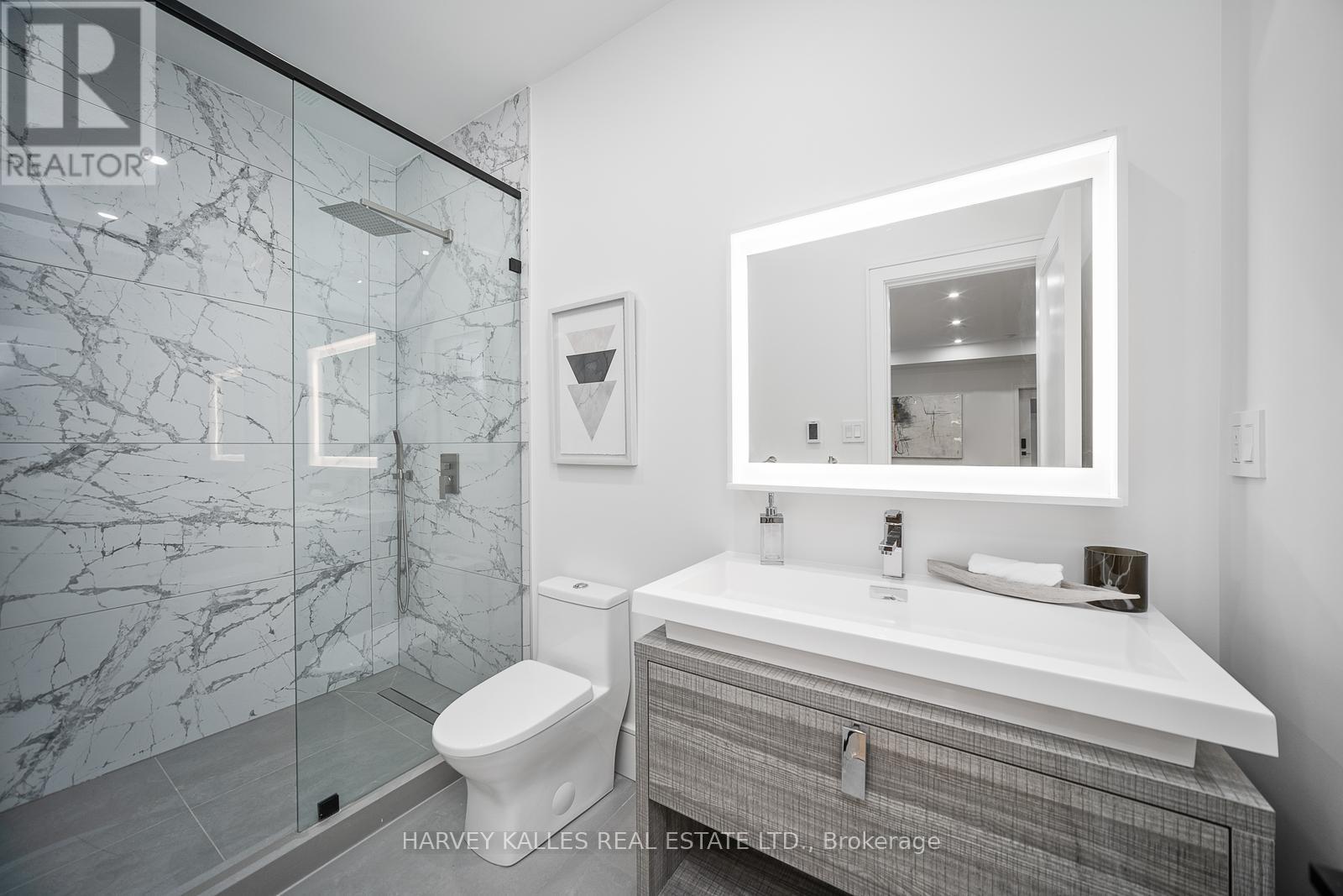 67 Lesmount Avenue, Toronto, Ontario  M4J 3V7 - Photo 32 - E12411654