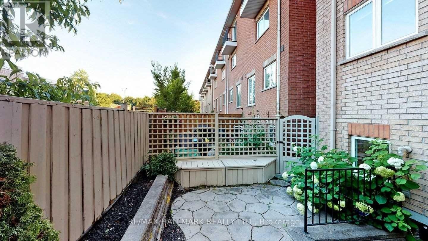 29 Tollgate Mews, Toronto, Ontario  M1M 3X5 - Photo 18 - E12411687